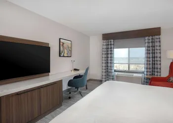 Hilton Garden Inn Omaha West hotel thumbnail 7