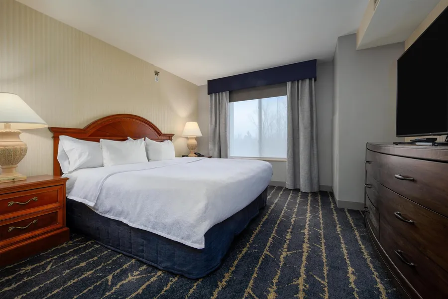 Hilton Garden Inn Milwaukee Northwest Conference Center hotel detail image 6