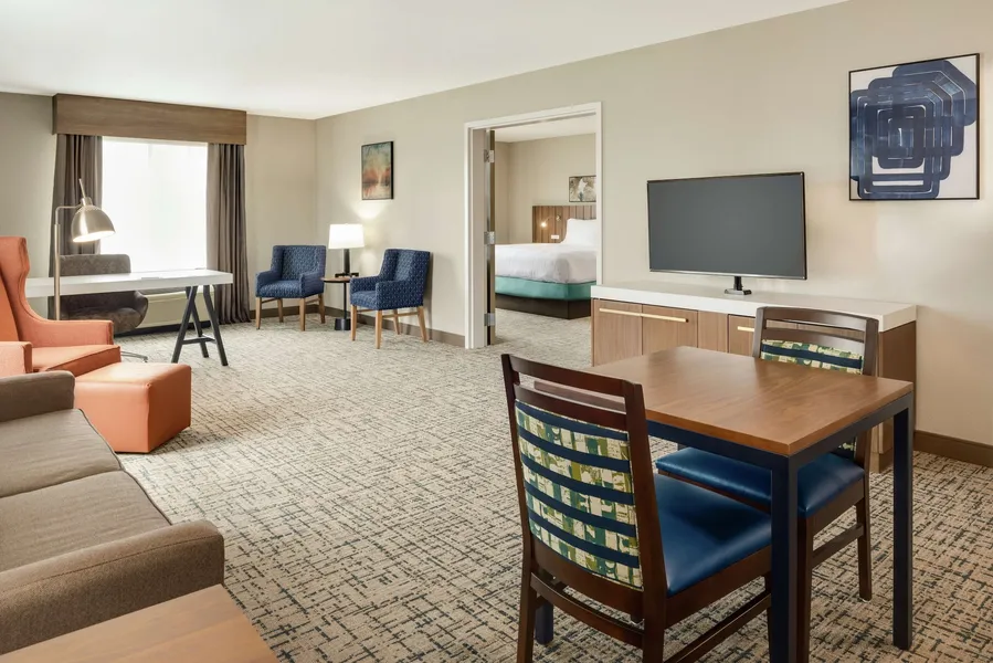 Hilton Garden Inn Dubuque Downtown hotel detail image 6