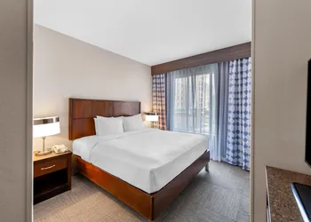 Hilton Garden Inn Overland Park hotel thumbnail 5