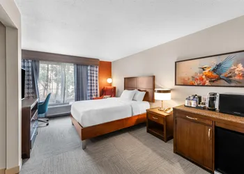Hilton Garden Inn Overland Park hotel thumbnail 8