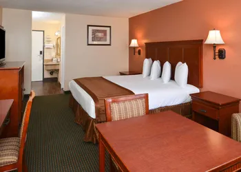 Americas Best Value Inn & Suites Bakersfield E hotel thumbnail 7
