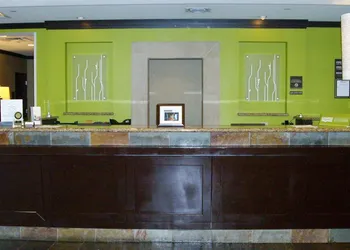 Hilton Garden Inn El Paso / University hotel thumbnail 2