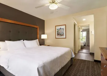 Homewood Suites by Hilton Allentown-Bethlehem Airport hotel thumbnail 3
