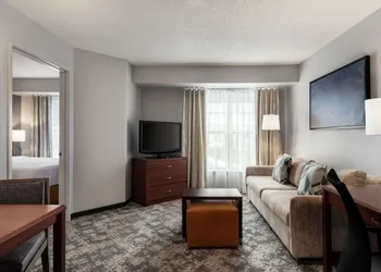 Homewood Suites by Hilton Erie hotel thumbnail 7