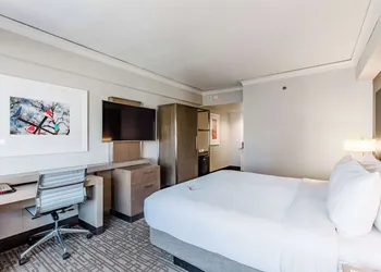 Coast Seattle Downtown Hotel by APA hotel thumbnail 4
