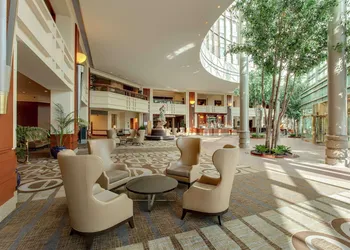 Hilton Boston Logan Airport hotel thumbnail 2
