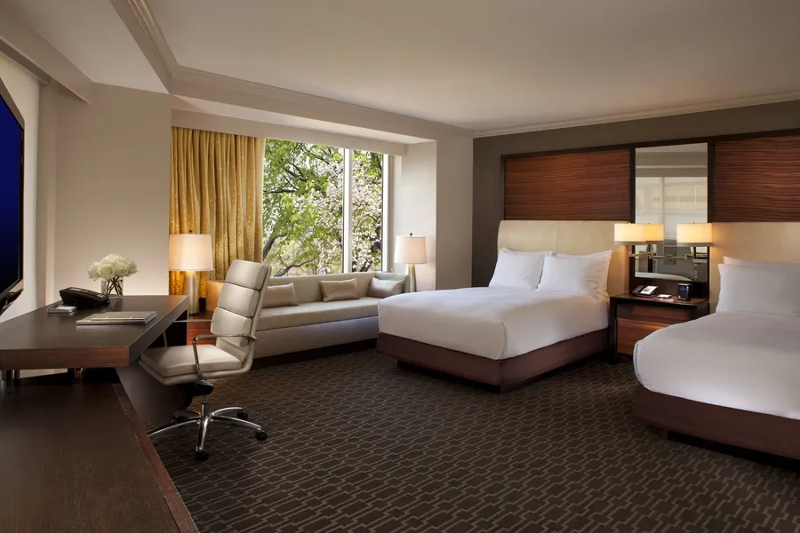 Hilton McLean Tysons Corner hotel detail image 6