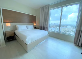 Beach House Fort Lauderdale, a Hilton Resort hotel thumbnail 4