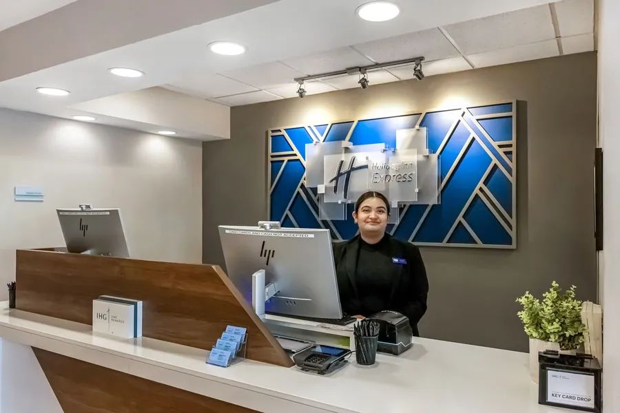 Holiday Inn Express Crestwood by IHG hotel detail image 2