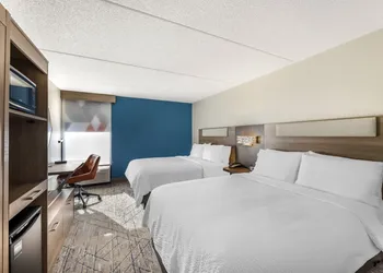 Holiday Inn Express Crestwood by IHG hotel thumbnail 3