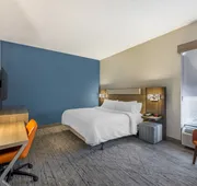 Holiday Inn Express Crestwood by IHG hotel detail image 7