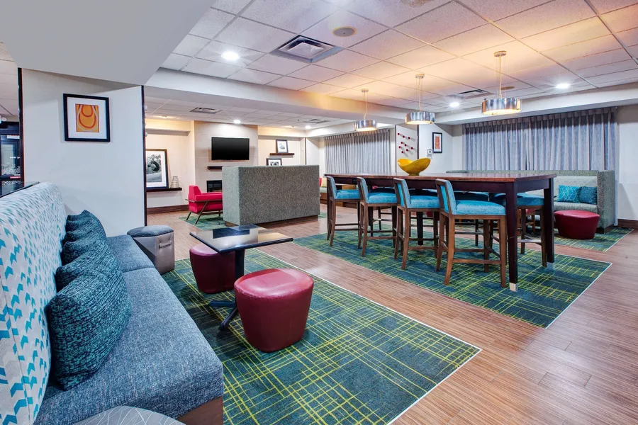 Hampton Inn Clarion hotel detail image 2