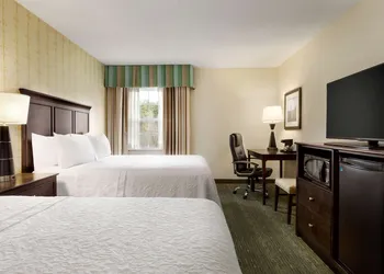 Hampton Inn Dover hotel thumbnail 5