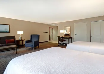Hampton Inn & Suites Alexandria Old Town Area South hotel thumbnail 8