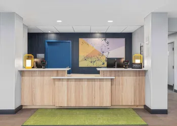 Spark by Hilton Colorado Springs I 25 Central hotel thumbnail 5