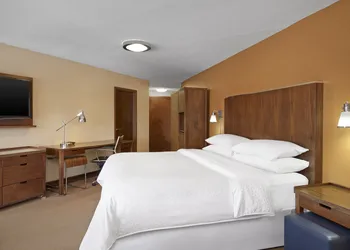 Four Points by Sheraton Mall of America Minneapolis Airport hotel thumbnail 7