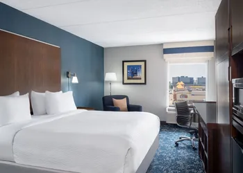Four Points by Sheraton Mall of America Minneapolis Airport hotel thumbnail 8