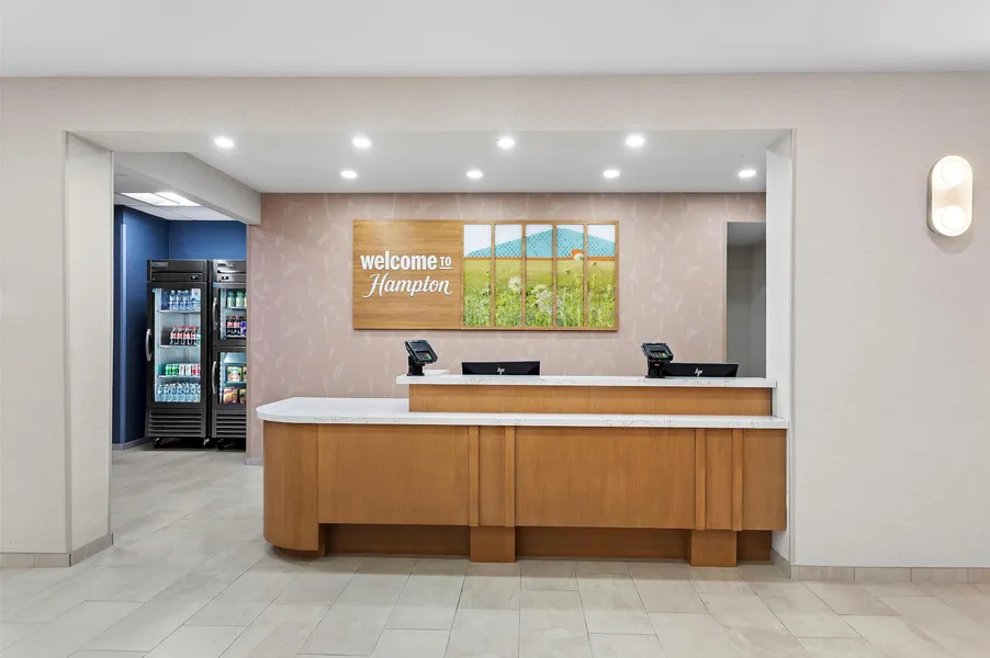 Hampton Inn & Suites Bolingbrook hotel detail image 2