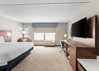 Hampton Inn & Suites Bolingbrook hotel thumbnail 5