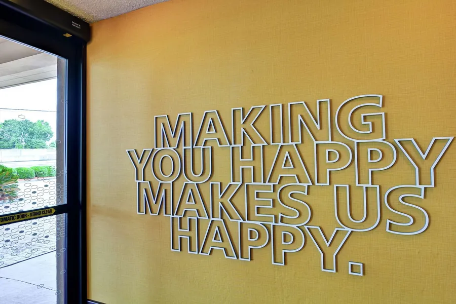 Hampton Inn Columbia-I-26 Airport hotel detail image 2