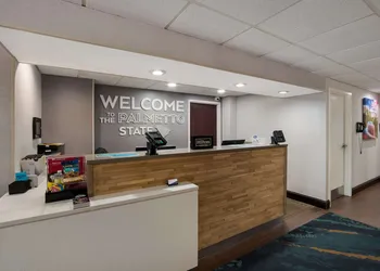 Hampton Inn Columbia-I-26 Airport hotel thumbnail 5