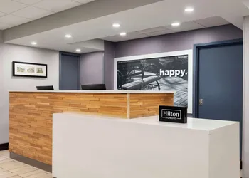 Hampton Inn Charlottesville hotel thumbnail 5
