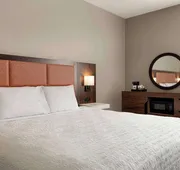 Hampton Inn Charlottesville hotel detail image 7