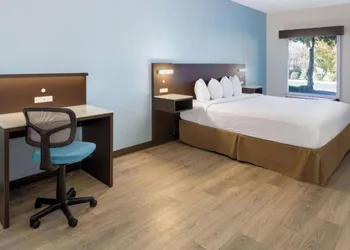 Studio 6 Suites Jacksonville, NC hotel thumbnail 4