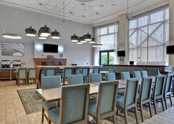 Hampton Inn & Suites Newark-Harrison-Riverwalk hotel thumbnail 5