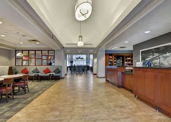 Hampton Inn & Suites Newark-Harrison-Riverwalk hotel thumbnail 6