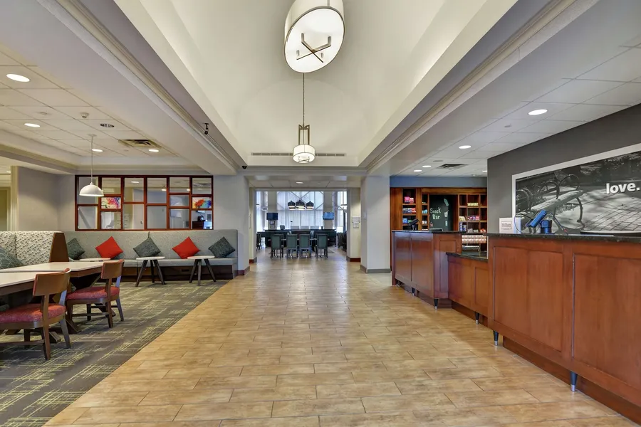 Hampton Inn & Suites Newark-Harrison-Riverwalk hotel detail image 6