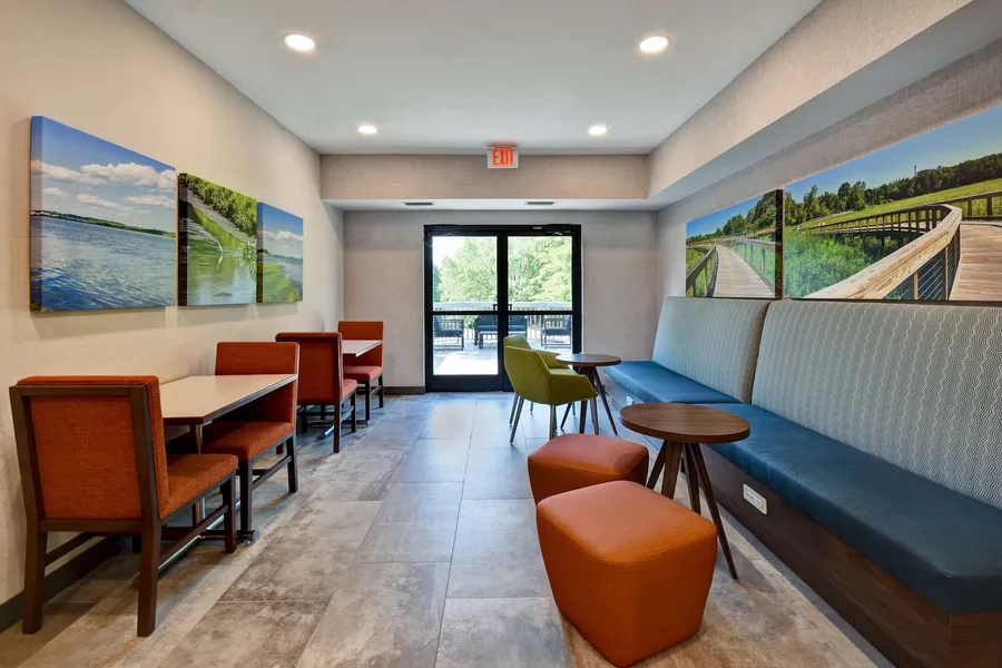 Hampton Inn Potomac Mills/Woodbridge hotel detail image 2