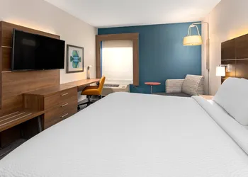 Holiday Inn Express New Albany - Louisville NW by IHG hotel thumbnail 4