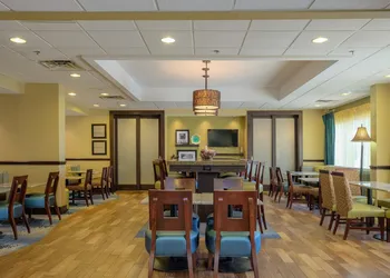 Hampton Inn Edenton hotel thumbnail 4