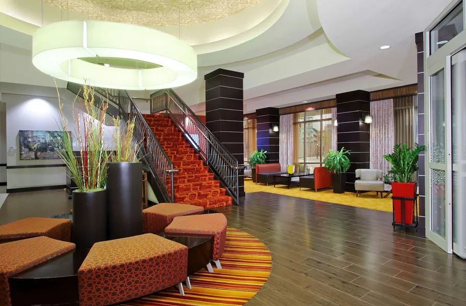 Hampton Inn & Suites Columbus-Downtown hotel detail image 6