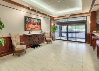 Hampton Inn Louisville - Northeast hotel thumbnail 2