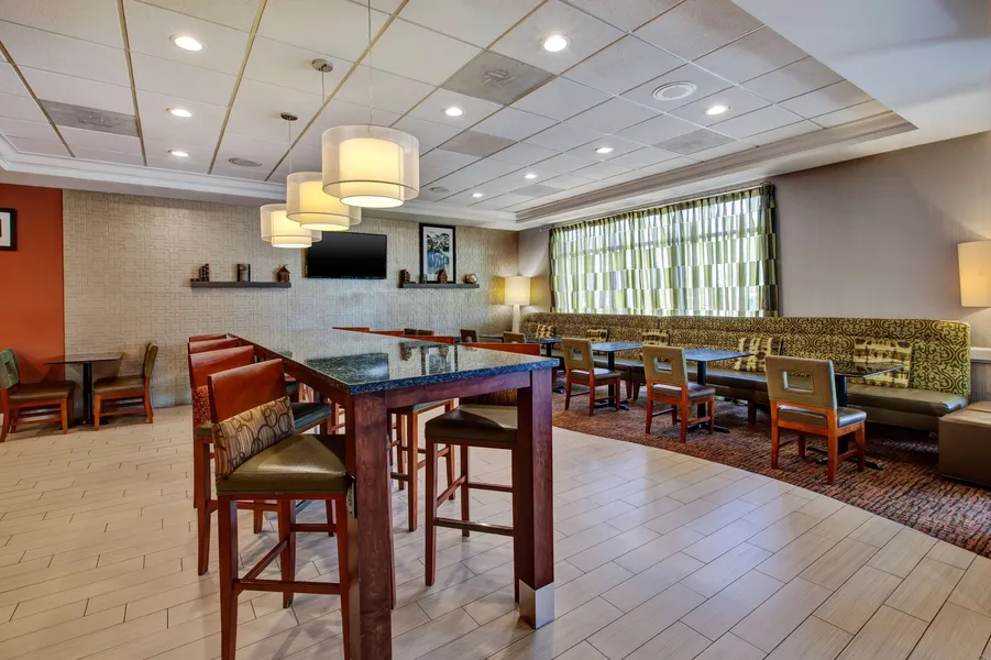 Hampton Inn College Park hotel detail image 6