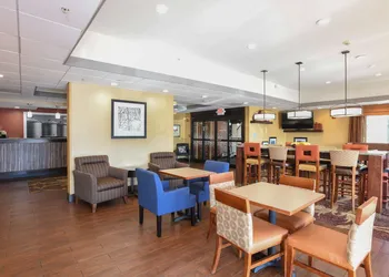 Hampton Inn Dry Ridge hotel thumbnail 3