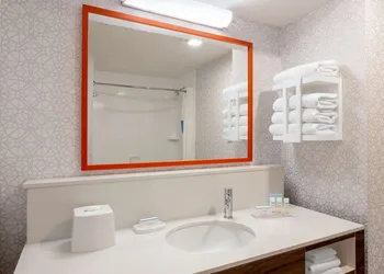 Hampton Inn Ft. Lauderdale-Commercial Blvd. hotel thumbnail 8