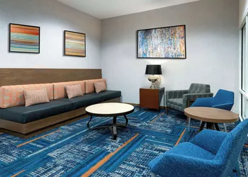 Hampton Inn Charlotte-Uptown hotel thumbnail 2