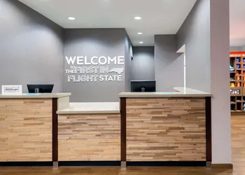 Hampton Inn Charlotte-Uptown hotel thumbnail 3