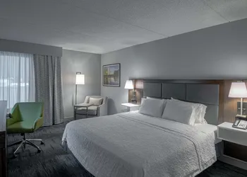 Hampton Inn Waldorf hotel thumbnail 7
