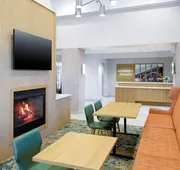 Hampton Inn & Suites Austin-Airport hotel detail image 4