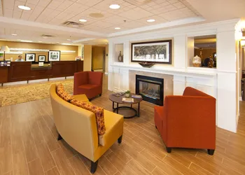 Hampton Inn Columbus-North hotel thumbnail 3