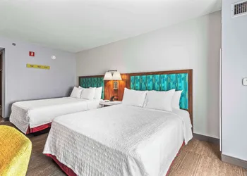 Hampton Inn Columbus-North hotel thumbnail 6