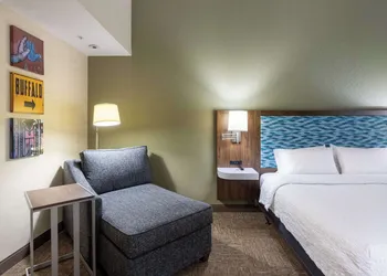 Hampton Inn Buffalo South/I-90 hotel thumbnail 7