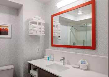 Hampton Inn Castle Rock hotel thumbnail 6