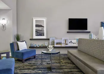 Hampton Inn Ft. Lauderdale Airport North Cruise Port hotel thumbnail 4