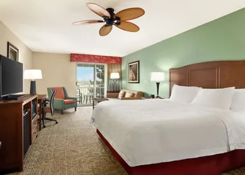 Hampton Inn & Suites Outer Banks/ Corolla hotel thumbnail 8